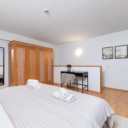 Loft Apartman *